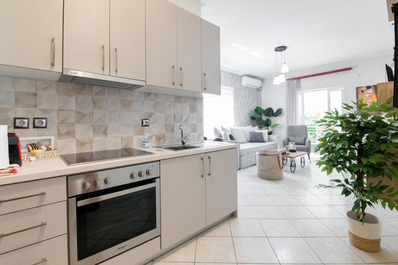 Charming Appt Apartment เปรเวซา ภายนอก รูปภาพ
